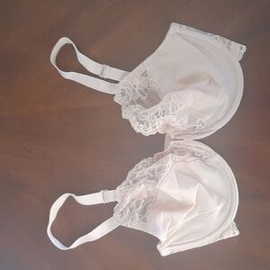 Wacoal 32DD Seasonal Fashion Lace Bra 851127